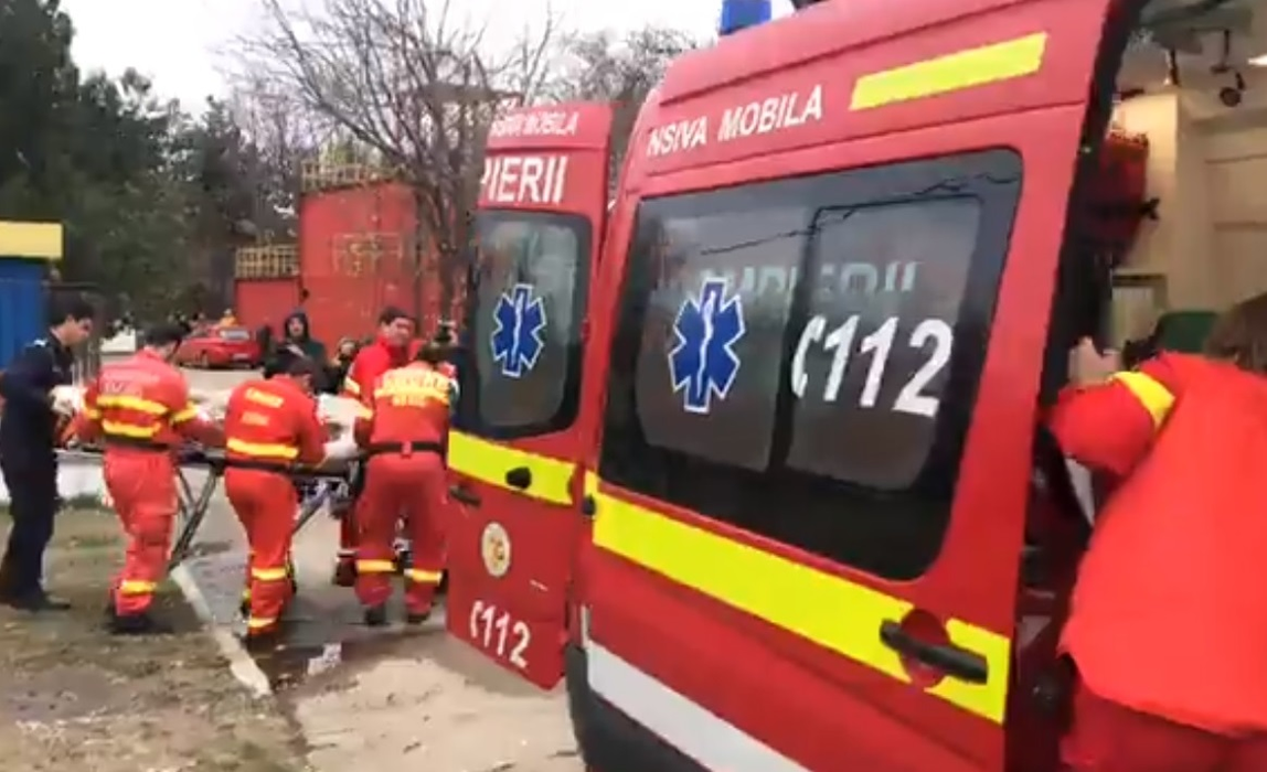 La București, Florin Busuioc a fost transferat din elicopter într-o ambulanță