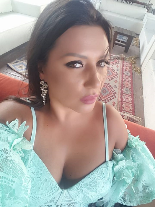 A slăbit 25 de kilograme şi arată demenţial. Bianca Rus s-a îmbrăcat cu o rochiţă transparentă, iar fanii…