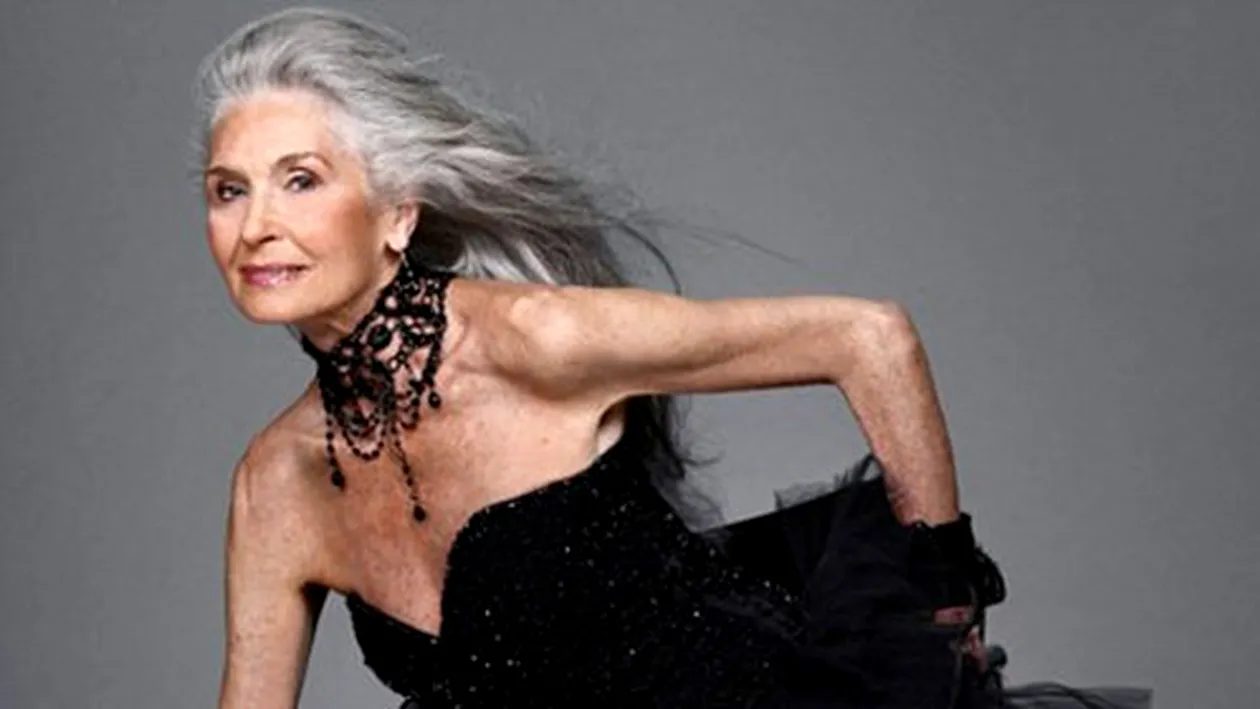 O bătrână de 80 de ani a fost păcălită că va deveni fotomodel. Femeia a pierdut zeci de mii de euro visând să ajungă pe podiumul de la Paris