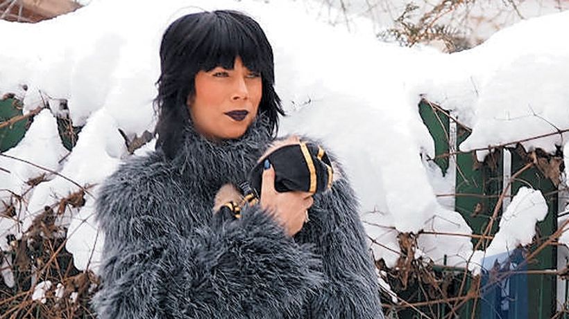 Tinutele care ar face-o geloasa pana si pe Iulia Albu! Blanurile caror vedete iti vor face parul se ti se ridice pe spate?