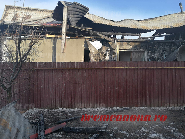 Incendiul care l-a băgat în sperieți pe un celebru miliardar român! Și-a luat familia și s-a refugiat la hotel! VIDEO