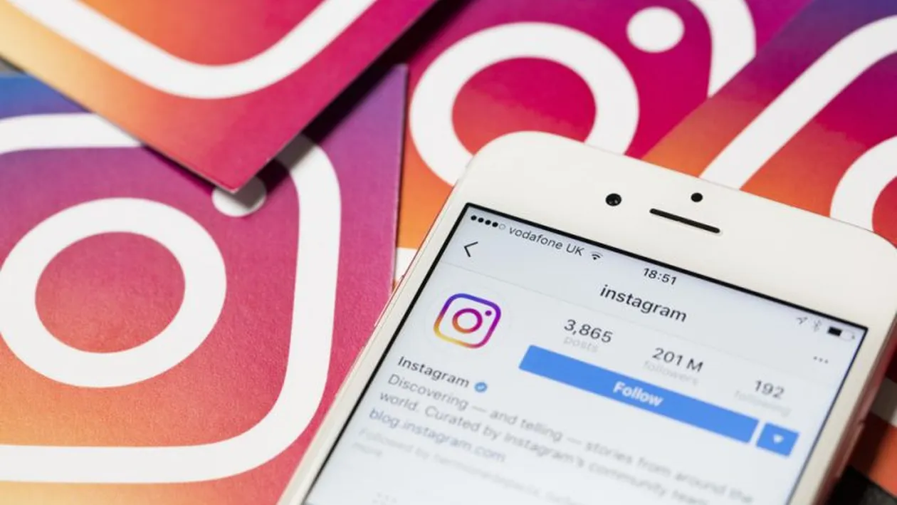 Instagram va ascunde numărul like-urilor, pentru a “înlătura presiunea” resimțită de utilizatori