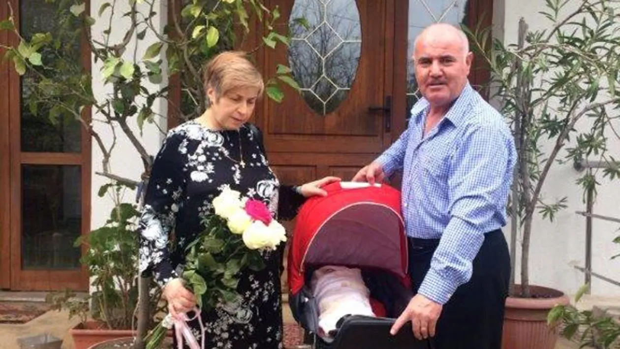 Și-au pierdut fiul în incendiul de la Colectiv, iar la doi ani după tragedie în viața lor a apărut un miracol. Povestea mamei care a născut la 52 de ani