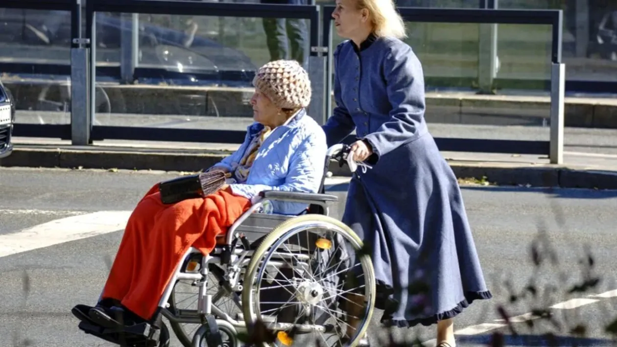 „Am avut salariu, dar nu și viață”. Drama unei badante românce care îngrijește bătrâni în Italia