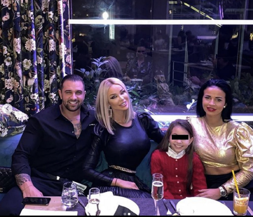 Alex Bodi, Bianca Drăgușanu, Raluca Alexandra și micuța Jaqueline, pe vremea când formau o familie fericită