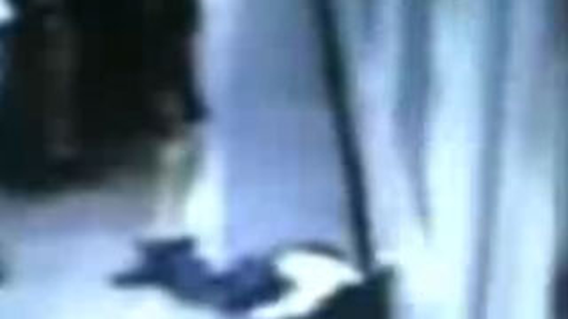 VIDEO HORROR! Mana unui barbat este zdrobita de metrou, in timpul unei altercatii