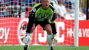 Peter Schmeichel, Marele Alb