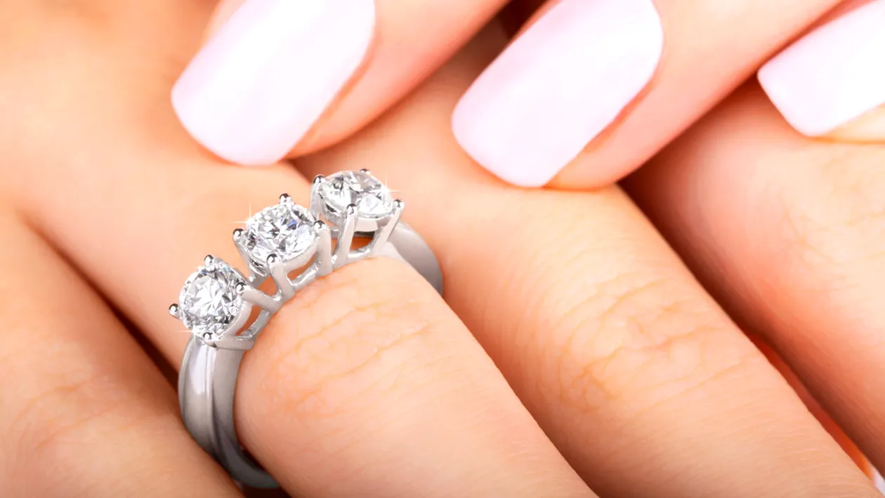 (P) Cum să combini mai multe inele fără să exagerezi? 7 idei de styling