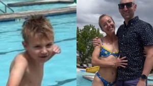 "Mi-am dus copilul la piscină, ca să nu îl mai spăl". Postarea acestei mame a stârnit valuri de indignare