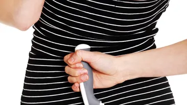 L-a ucis din cauza unui sms! Dansatoarea care si-a injunghiat iubitul era beata si drogata cand a comis crima