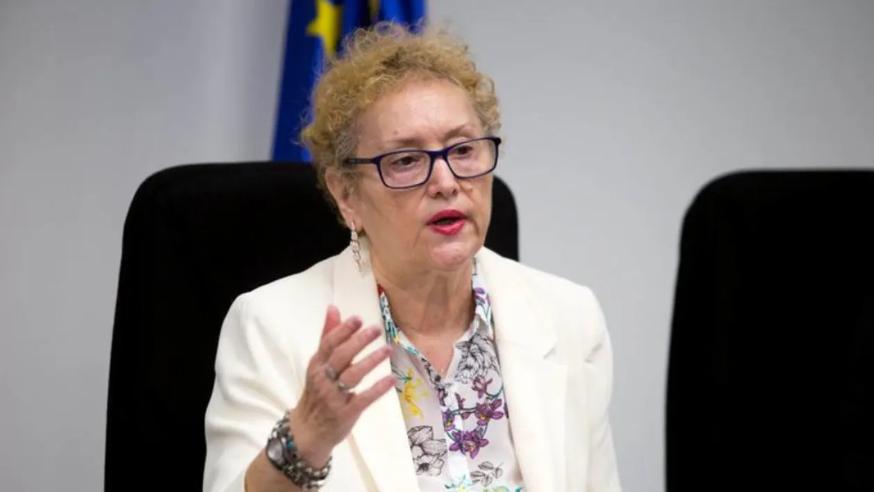 PNL a depus în Parlament cererea de revocare a Avocatului Poporului. Roman: ”Renate Weber a devenit avocatul pensionarilor speciali”