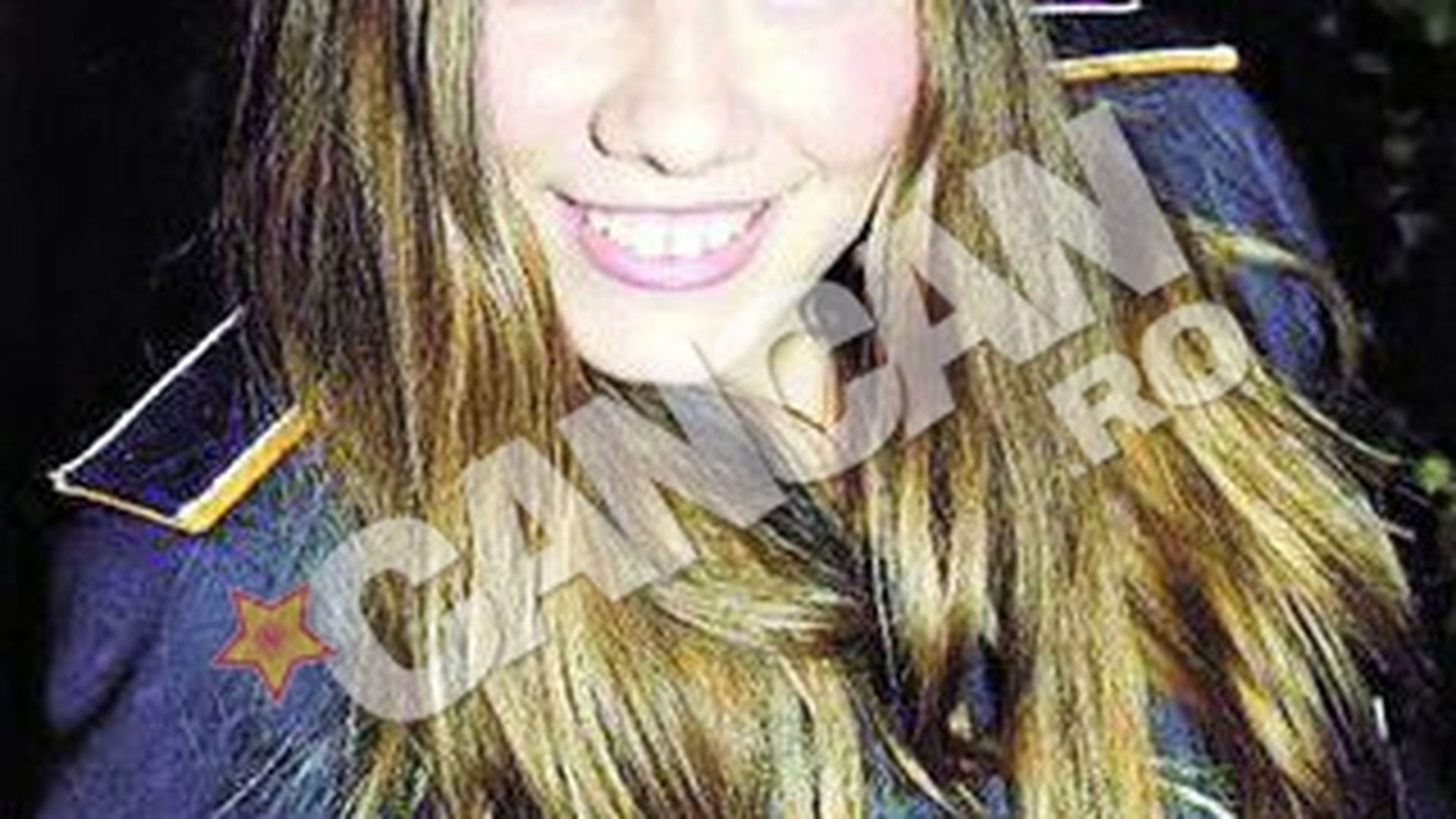 Fiica lui Sorin Marcus este singura romanca de la King's College, in Londra. Studiaza diplomatia militara si de razboi