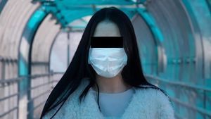 Două coafeze, depistate pozitiv cu COVID-19. Ele au purtat mască în timpul serviciului, însă, clienții s-au panicat. Ce rezultate au avut testele lor pentru coronavirus