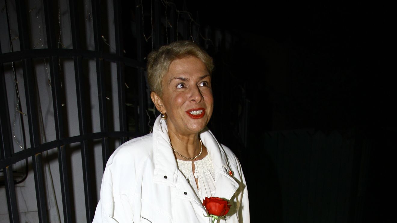 Teo Trandafir, lasata cu gura cascata. A intrat pentru prima data intr-un club la varsta de 45 de ani!