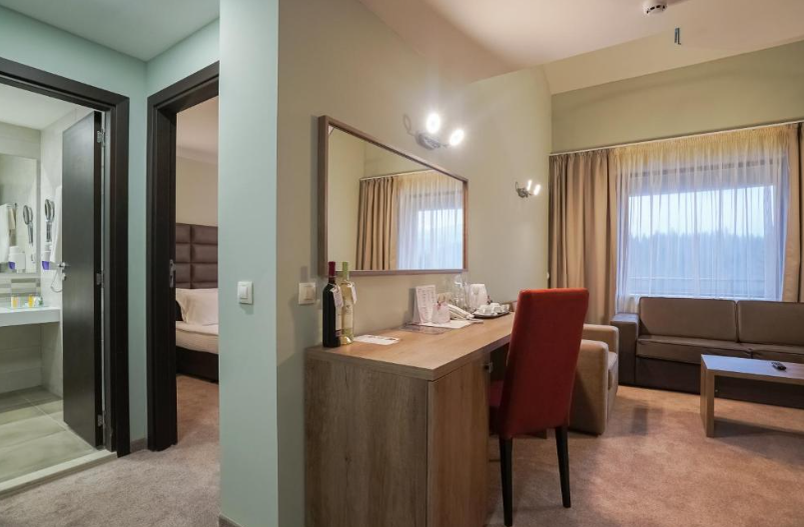Perelik Hotel 5* se află în centrul stațiunii Pamporov/ sursă foto: Booking
