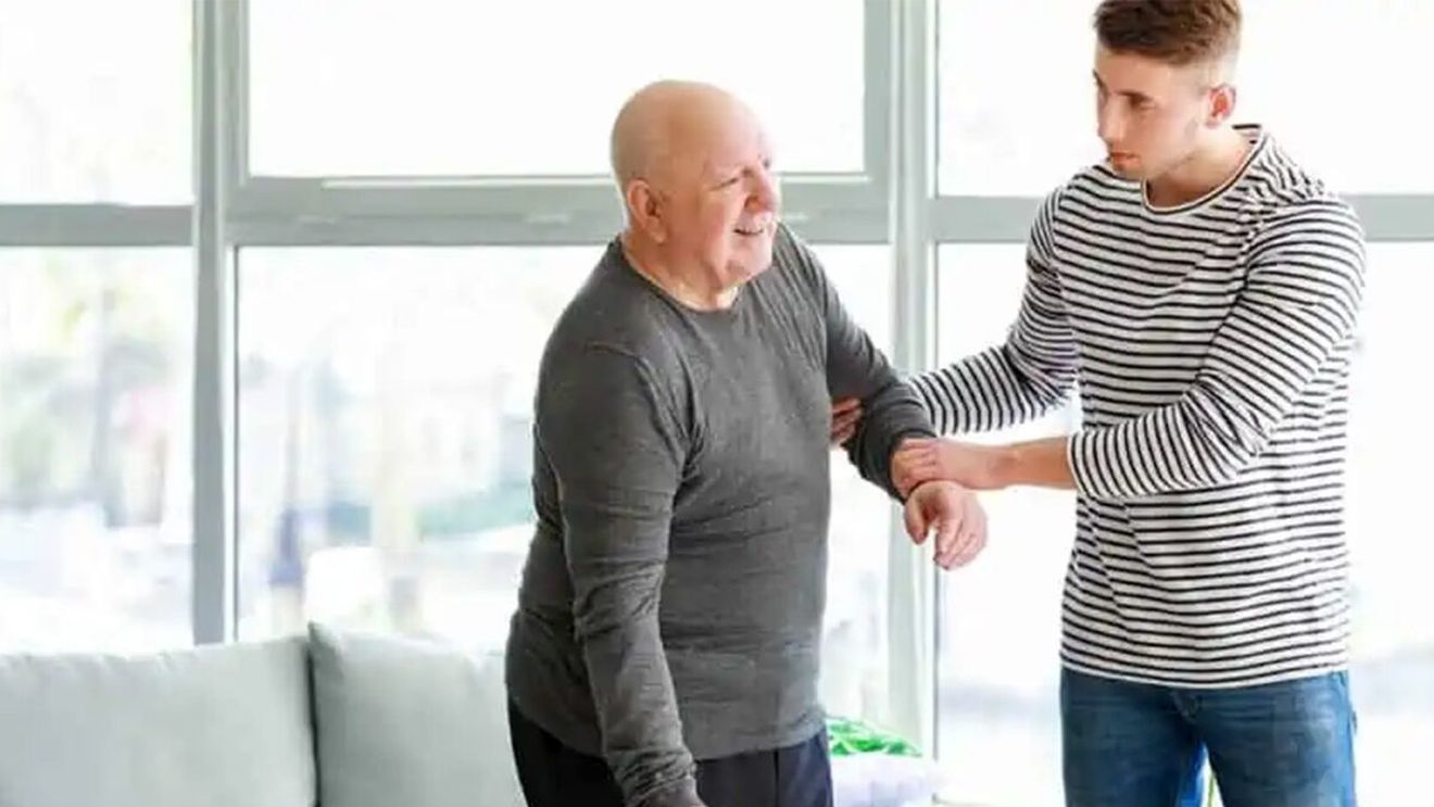 Ce a pățit un pensionar de 82 de ani din Spania, după ce a angajat un tânăr român ca să aibă grijă de el