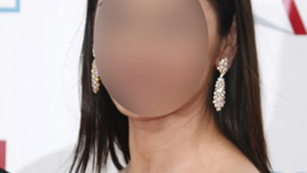 Una dintre cele mai frumoase femei din lume, internată la psihiatrie! Vezi ce actriţă celebră suferă de sindromul maniaco-depresiv