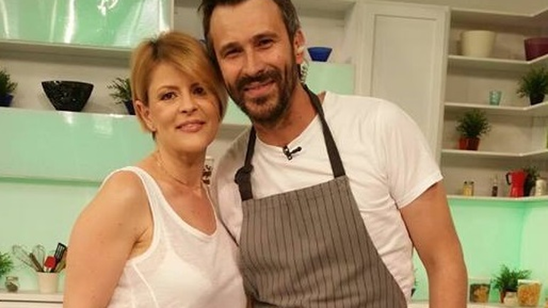 Sanda Ladoşi, la un pas de accident cu copiii în maşină: ”Conduceam cu 130km/h când, dintr-o dată, a zburat...”