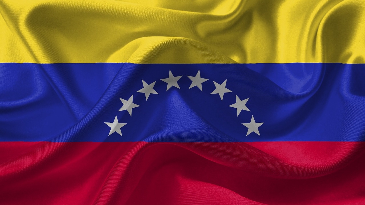 15 militari și polițiști, condamnați la 24 de ani de închisoare pentru tentativa de răpire a președintelui Maduro