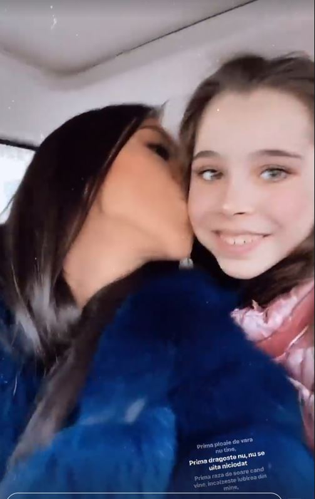 Raluca Pascu, declarație romantică în public: “Prima dragoste nu, nu se uită niciodată. Alături de cine s-a filmat în ipostaze pline de tandrețe | FOTO