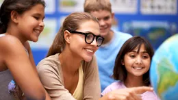 Salariu educatoare 2026. Cât câștigă în fiecare lună în funcție de experiență