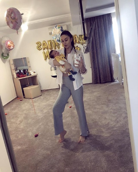 Betty Salam, apariție de senzație la nici 3 săptămâni de când a născut! Are o talie mai mică decât înainte să rămână gravidă