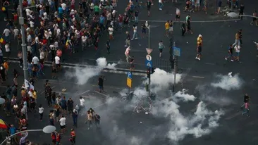 Mitingul diasporei! Cei doi protestatari acuzați de ultraj și tulburarea ordinii, arestați pentru 30 de zile