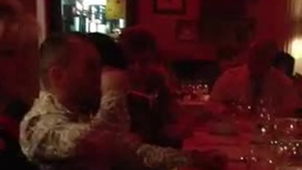 Pitbull Atodiresei si-a dus familia la lautari si i-a servit cu mancare traditionala! Vezi cum a reactionat soacra Masterchef 