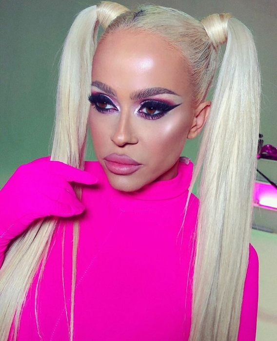 Fanii au rămas mască! Anda Adam, look de Barbie: ”Wow, cât semeni cu Nicky Minaj!”