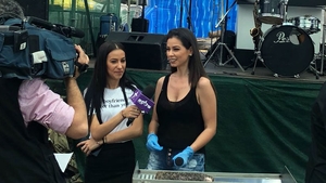 Rețetă de vedetă! Iuliana Luciu, un adevărat chef la Urban Grill Fest