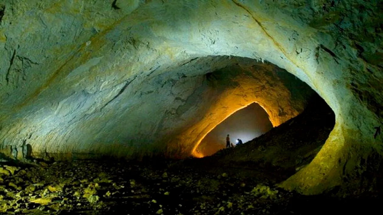 Au găsit, lângă Mangalia, o peşteră veche de 5,5 milioane ani. A venit NASA! Au descoperit în ea ceva şoc! Au mai văzut asta doar pe Marte