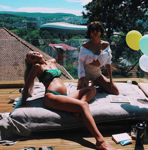 Fosta concurentă de la Asia Express, Alina Ceușan, apariție sexy cu burtica de gravidă la vedere. FOTO
