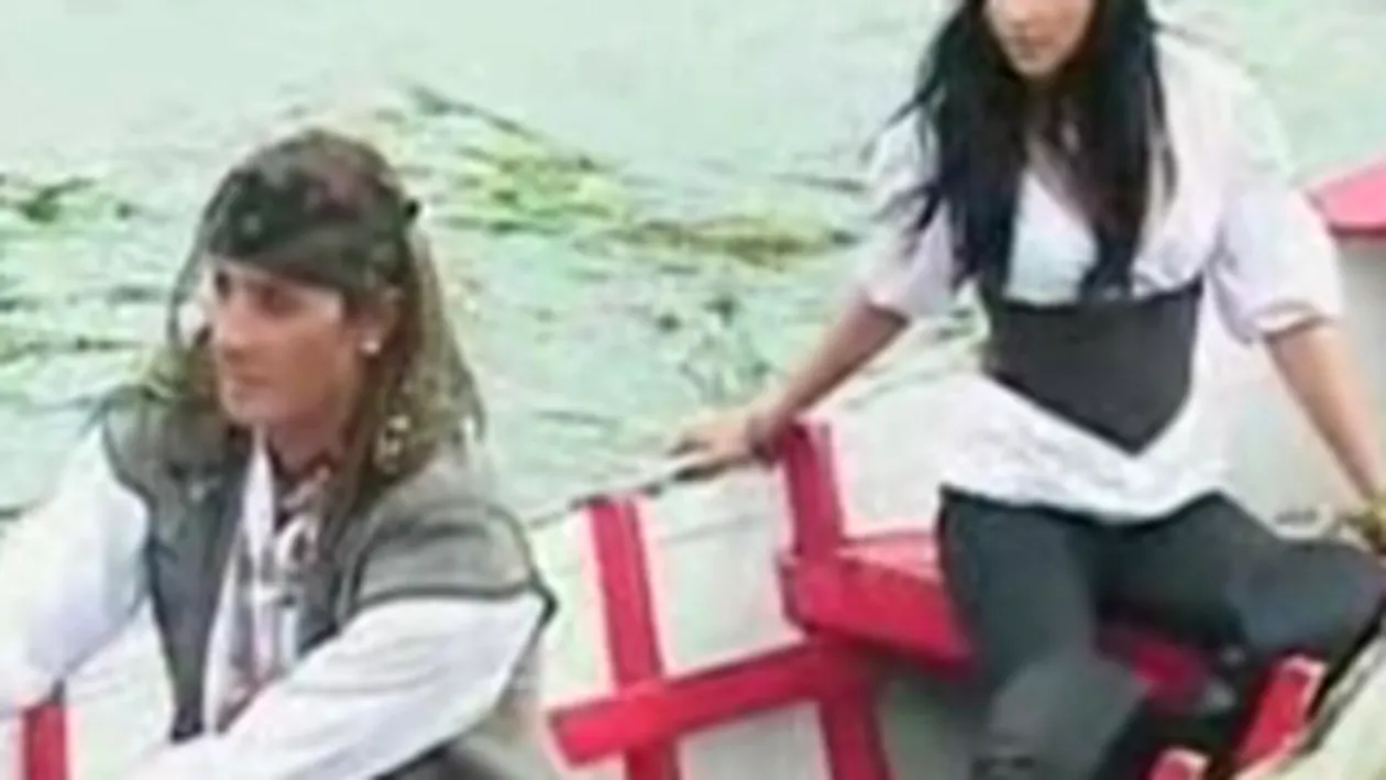 VIDEO Radu Mazare l-a interpretat pe Jack Sparrow intr-un pictorial pentru o revista!