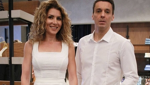 Adevăratul motiv pentru care Carmen Brumă nu vrea să facă nuntă cu Mircea Badea. Ce alte cupluri se iubesc fără acte