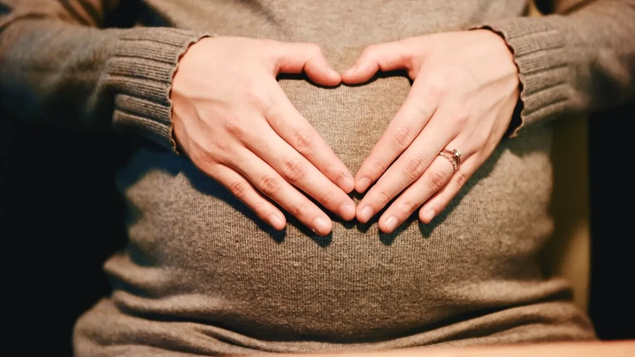Ireal! Ce a putut să pățească o tânără de 27 de ani, însărcinată în 20 de săptămâni: „Este miracolul meu de Crăciun!”