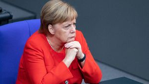 Lovitură în Germania! Merkel l-a demis pe spionul numărul 1!