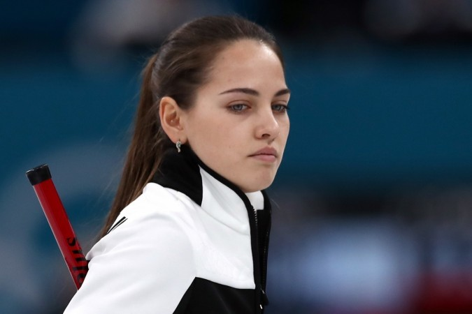 Ea e Angelina Jolie de la Olimpiadă! Cât de mult seamănă sportiva cu celebra actriţă