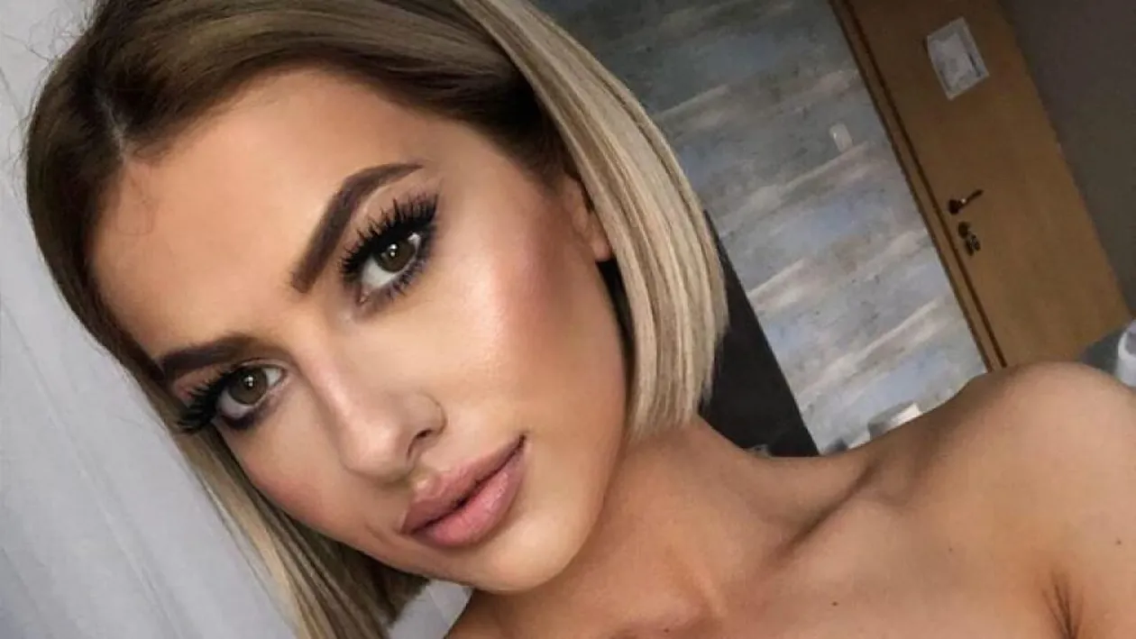 Îți vine să vomiți. Lidia Buble a ajuns piele și os. Și-a făcut o poză în costum de baie și fanii au rămas mască