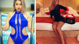 Plușica de la Puterea Dragostei a devenit o zeiță după ce i-au dispărut “colăceii”. Fosta concurentă a show-ului difuzat la Kanal D, poză HOT într-un costum de baie minuscul