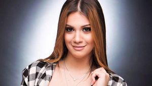 Fata lui Salam, declaraţii fără perdea pentru CANCAN.RO! Cum se poartă Betty cu surioara ei!