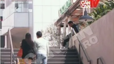 VIDEO INCENDIAR! Uite cum se iubesc Monica Columbeanu si amantul chinez prin Los Angeles