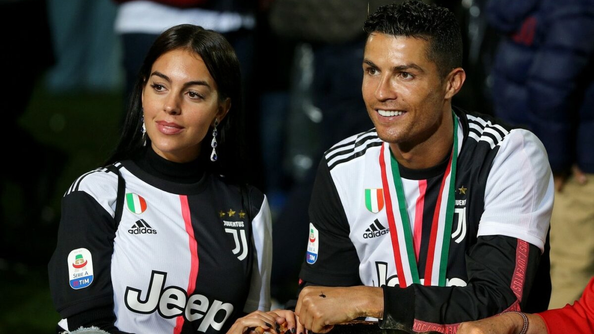 Cristiano Ronaldo și Georgina s-au căsătorit în secret? Cum s-ar fi dat de gol fotbalistul