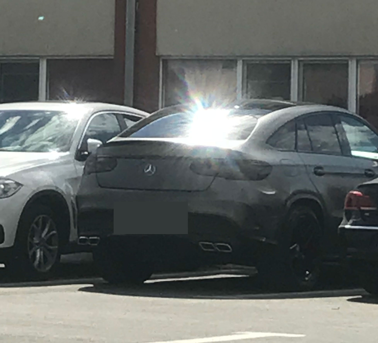 Dennis Man și-a cumpărat un Mercedes-AMG GLE 43 4MATIC de 100.000 de euro, de care este foarte mândru