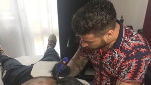 Întâmplare halucinantă într-un salon de tatuaje din Iași: "Vreau un tatuaj verighetă". Care a fost răspunsul angajatului și cum a putut să iasă tatuajul
