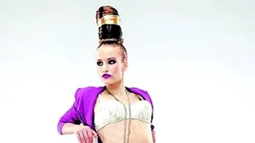 La doar 16 ani, nepoata Goienilor ia cu asalt Capitala