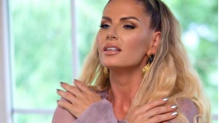 Poza care i-a înnebunit pe fani! Andreea Bănică s-a fotografiat goală în cadă!