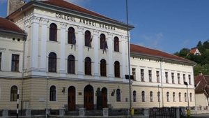 Școli închise şi săptămâna viitoare din cauza gripei. ISMB: Va continua triajul în unităţile de învăţământ