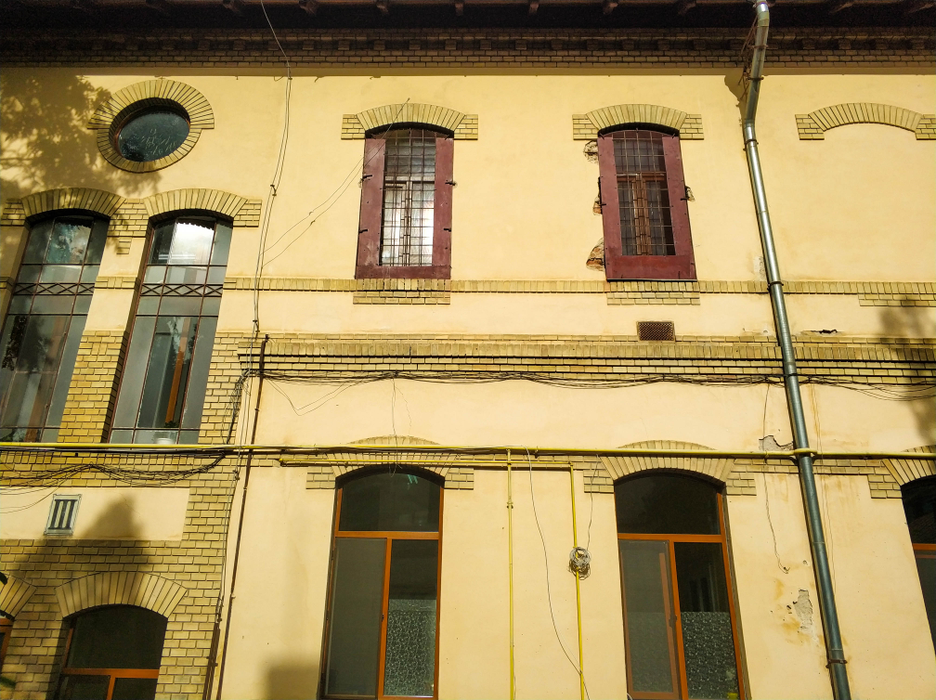 Clădirea în care bolnavii ar avea parte de tratamente extreme