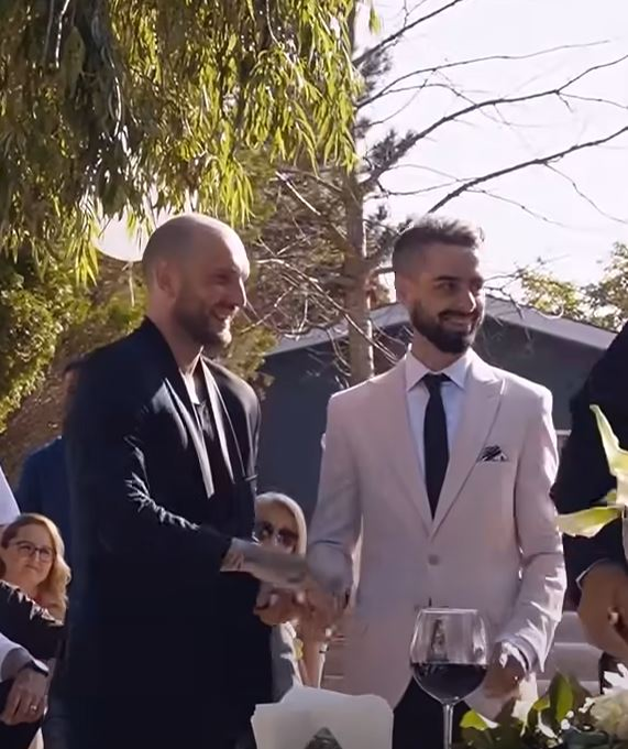 Stand-uperul Radu Bucălae, nuntă de vis cu iubita lui, Alexandra. Cine au fost nașii cuplului | FOTO + VIDEO