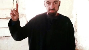 Un argeşean, ridicat de DIICOT pentru legături cu gruparea care a organizat atacurile de la Bataclan